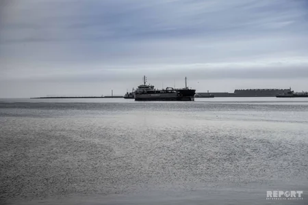 Blue Caspian of the White City - PHOTOREPORT