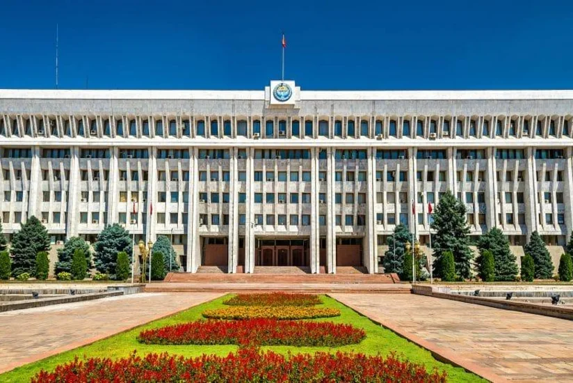 Шесть политических партий войдут в парламент Кыргызстана