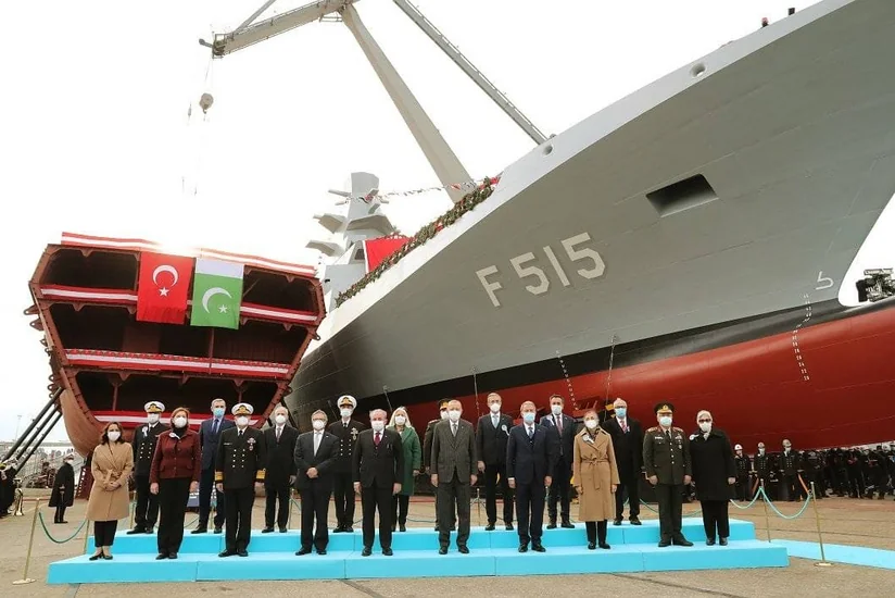 В Турции спустили на воду первый фрегат собственного производства
