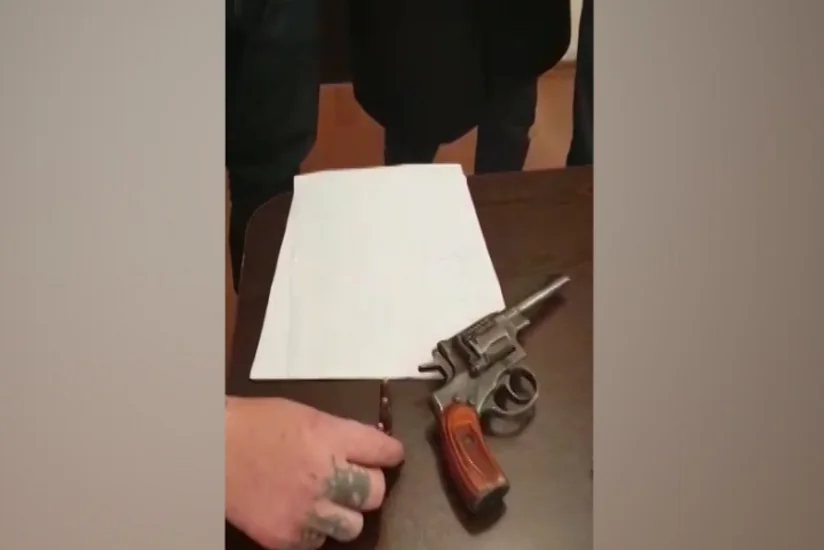 Bakıda “Revolver” markalı tapança satmaq istəyən şəxs saxlanılıb