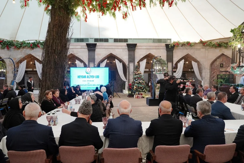 İçərişəhərdə “Ulu Öndər və milli-mənəvi dəyərlərimiz” mövzusunda konfrans keçirilib