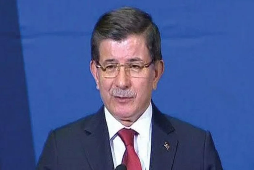 Davutoğlu: Dünya İŞİD-ə qarşı göstərdiyi həmrəyliyi, PKK əleyhinə nümayiş etdirmir