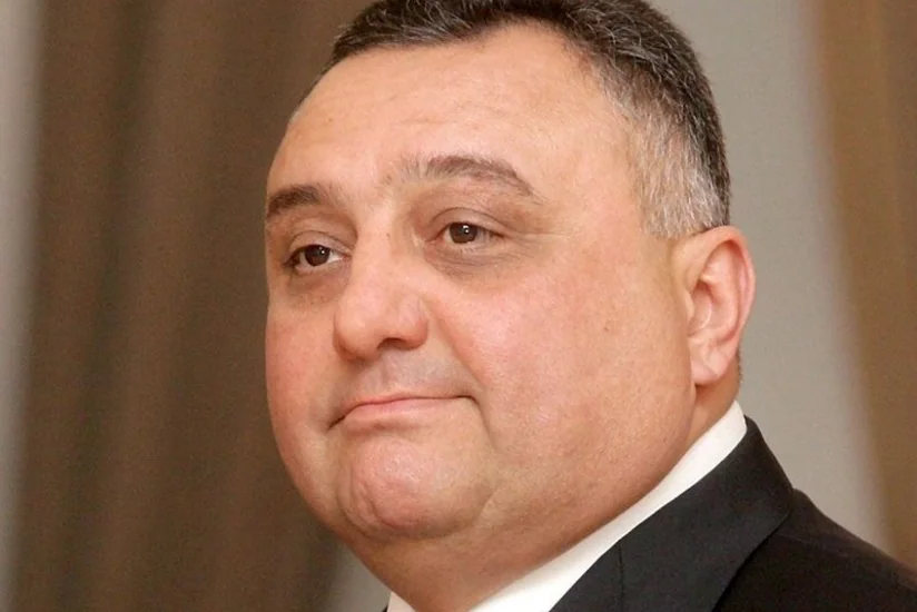Eldar Mahmudovun əmisi oğlunun apellyasiya şikayəti üzrə məhkəmə başlayıb