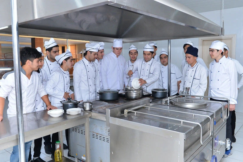 Peşə məktəblərinə qəbulla bağlı şikayət müddəti bitib