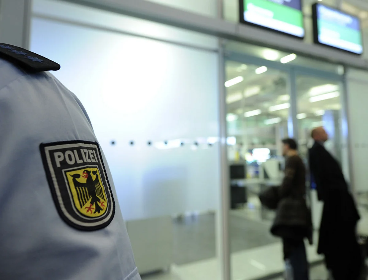 Almaniya hava limanlarında terror təhlükəsi xəbərdarlığı edilib