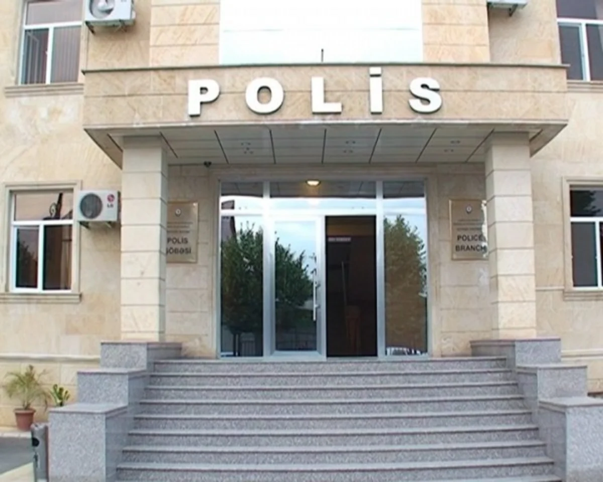 Nardaranın daha bir sakini silahını könüllü olaraq polisə təhvil verib