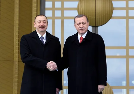 Azerbaijani and Turkish Presidents have one-on-one meeting