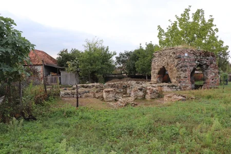 Alban xristian abidəsində iki tikili tədqiqata cəlb edilib