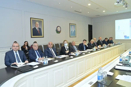 Universities and companies to develop programs in line with labor market