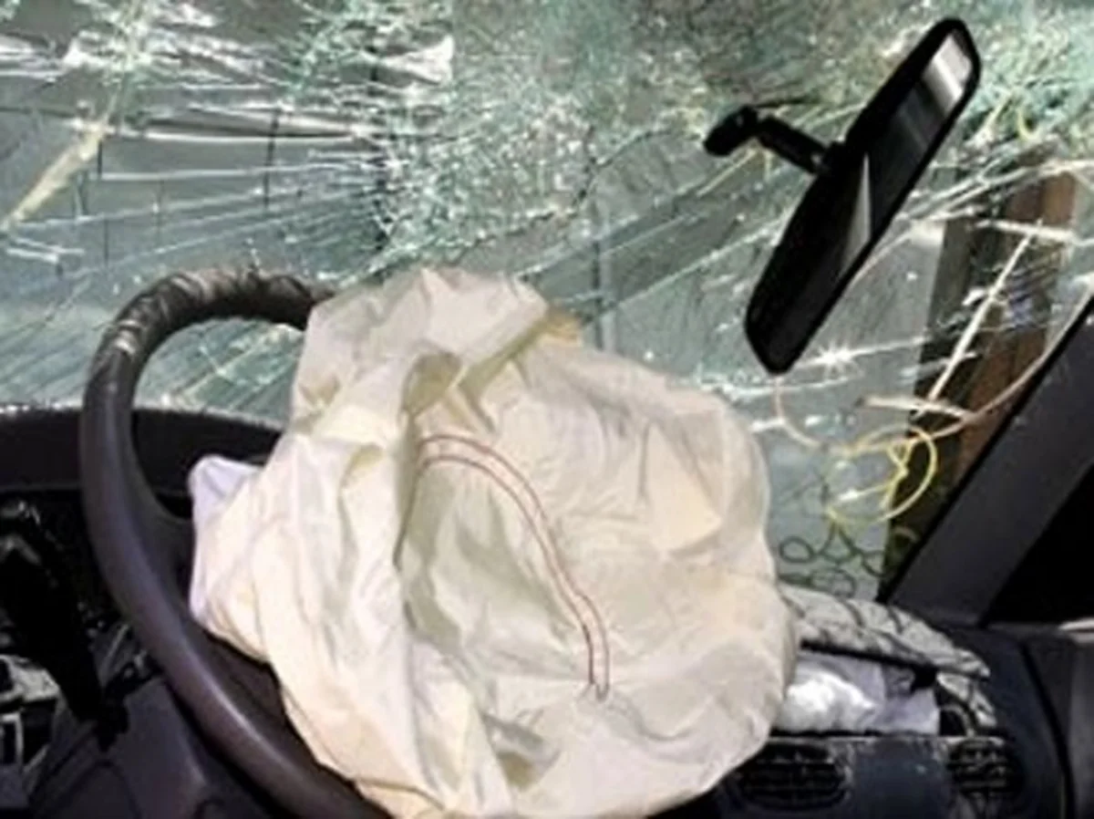 Bakı-Qazax yolunda iki yük avtomobili toqquşub, ölən var