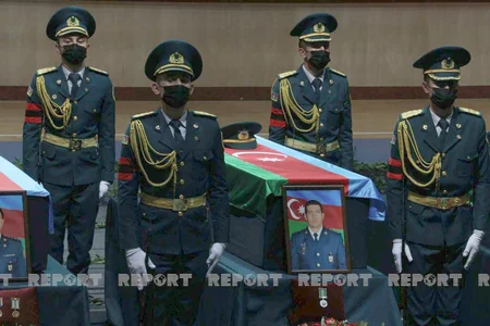 Azerbaijan bids farewell to Garaheybat martyrs - PHOTO