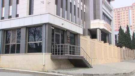 Bakıda saxta spirtli içkilər hazırlayaraq şərab evlərində satan dəstə üzvləri saxlanılıblar