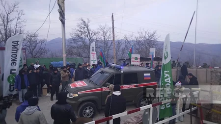 Xankəndi-Laçın yolunda Rusiya sülhməramlılarının tibb xidməti və hərbi polis avtomobilləri maneəsiz hərəkət edib