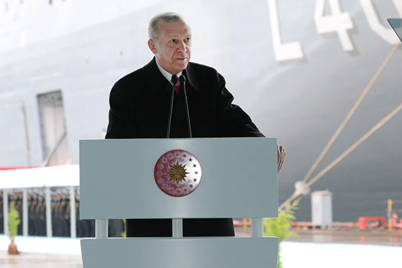 Эрдоган принял участие в церемонии ввода в строй первого десантного корабля