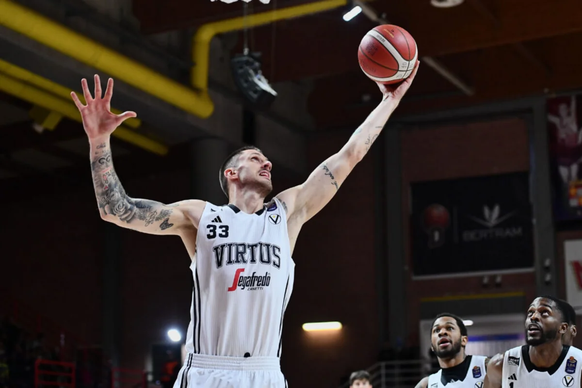 İtaliyalı basketbolçuya qan xərçəngi diaqnozu qoyulub