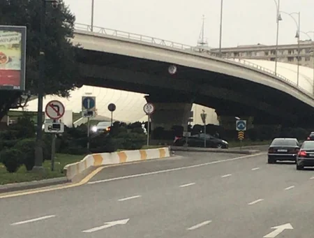 Bu gündən Yusif Səfərov küçəsindən Heydər Əliyev prospektinə qalxan hissədə yol bağlanacaq