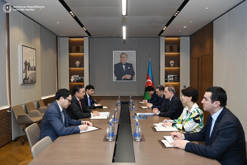 Jeyhun Bayramov meets with OTS Secretary-General