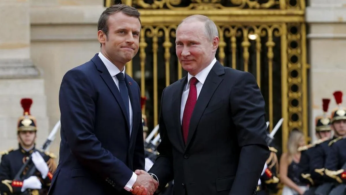 Makron Putinlə növbəti danışıqların vaxtını açıqlayıb