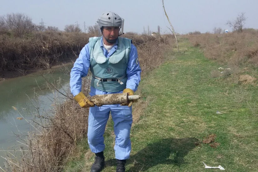 Ağcabədidə yivsiz top mərmisi aşkarlanıb