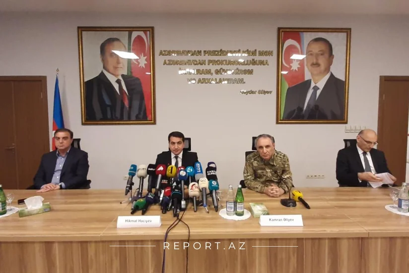 Dövlət rəsmiləri Gəncədə brifinq keçirir