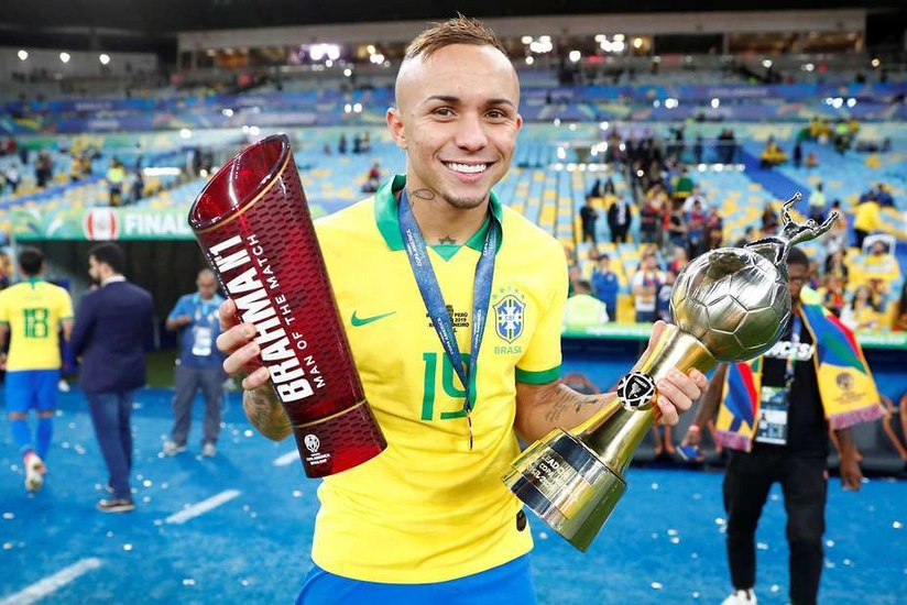 “Arsenal” Amerika Kubokunun bombardirini alır