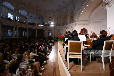 Fərhad Bədəlbəylinin ifasında konsert proqramı təşkil olunub