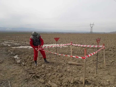 Ağstafada top mərmisi aşkar olunub - FOTO