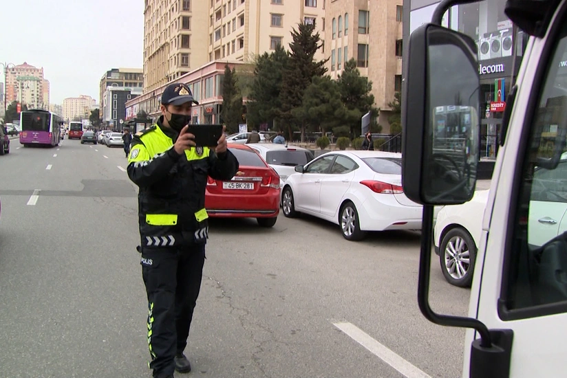 DYP dayanma-durma və parklanma qaydalarını pozan sürücülərə qarşı reyd keçirib