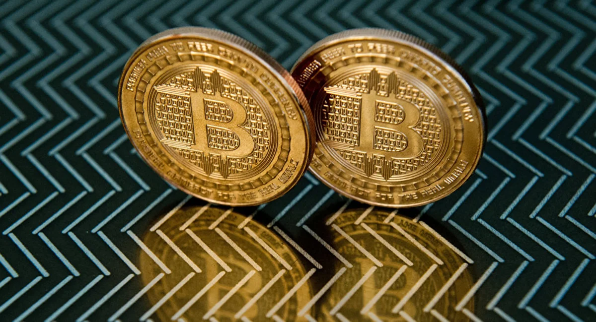 Bitcoin starts to rise again