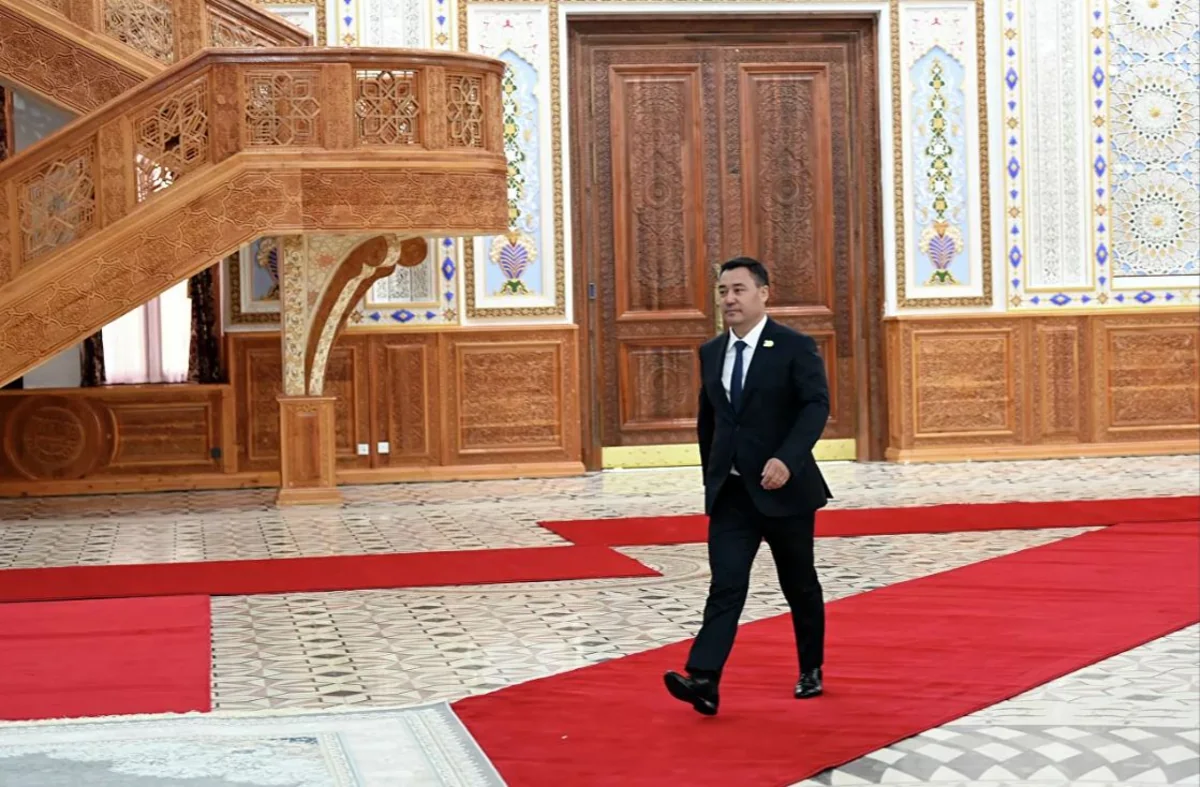 President of Kyrgyzstan starts official visit to Azerbaijan