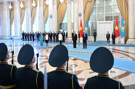 Vyetnam Prezidenti: Qazaxıstan Mərkəzi Asiyada ilk strateji tərəfdaşımız olacaq