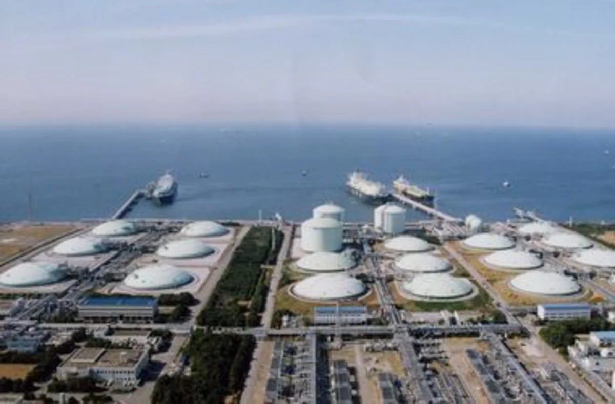 ​Украина планирует построить на берегу Черного моря 2 LNG-терминала