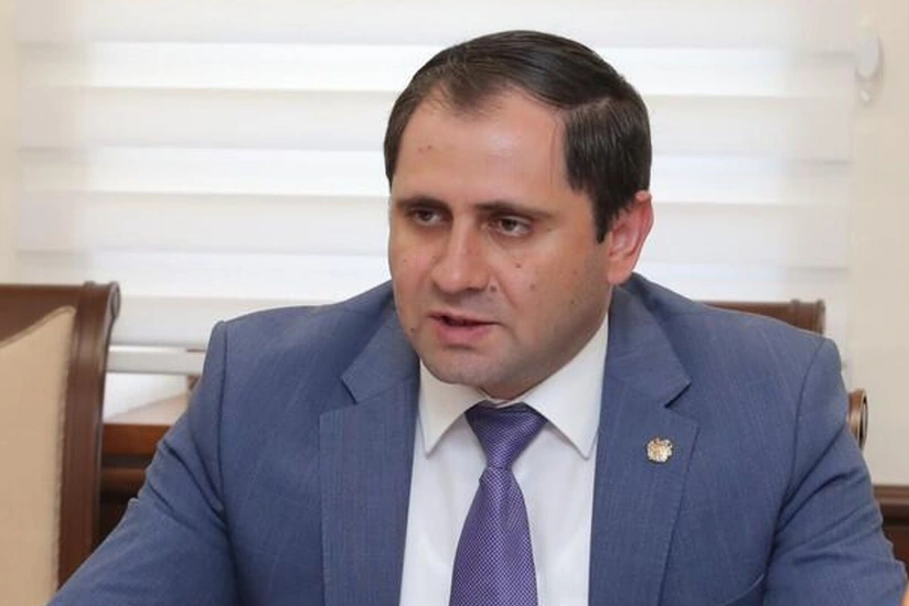 Ermənistanın müdafiə naziri ABŞ-a gedib