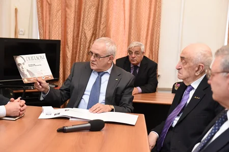 Xoşbəxt Yusifzadə “Akademik Azad Mirzəcanzadə beynəlxalq gümüş medalı” ilə təltif olunub