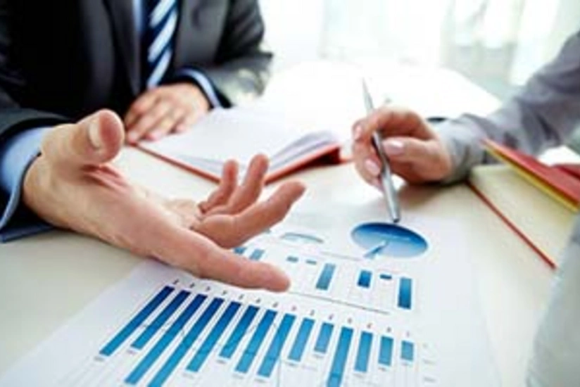 ​Exxon Mobilin mənfəəti 59% azalıb, Chevron isə zərərlə işləyib