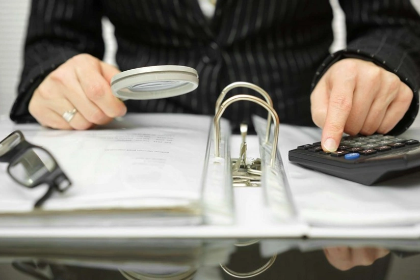 Azəristiliktəchizat auditor seçir