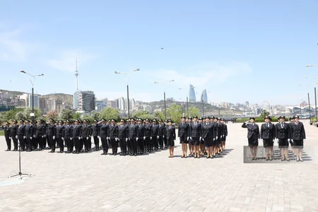 Azərbaycanda xidmətə yeni qəbul olunmuş gömrükçülər and içib