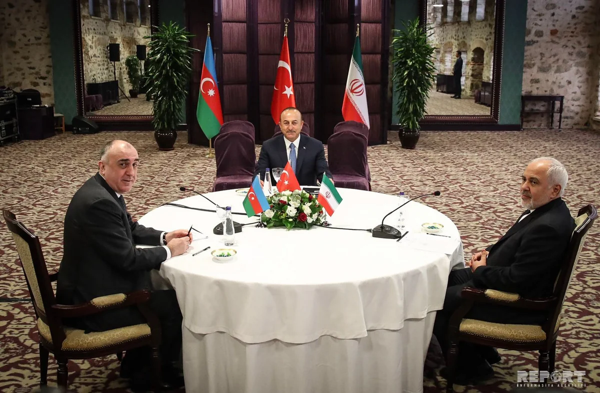 Azərbaycan, İran və Türkiyə XİN başçılarının üçtərəfli görüşünün İstanbul Bəyannaməsi qəbul olunub