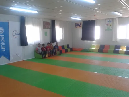 Türkiyə bizə qapılarını açmasaydı, indiyə sağ qalmazdıq - Kahramanmaraşdakı qaçqın düşərgəsindən - REPORTAJ
