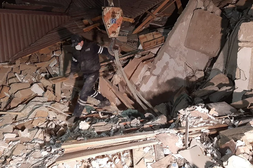 Xırdalanda dağıntılar altından çıxarılmış şəxslərdən 5-i evə buraxıldı - SİYAHI