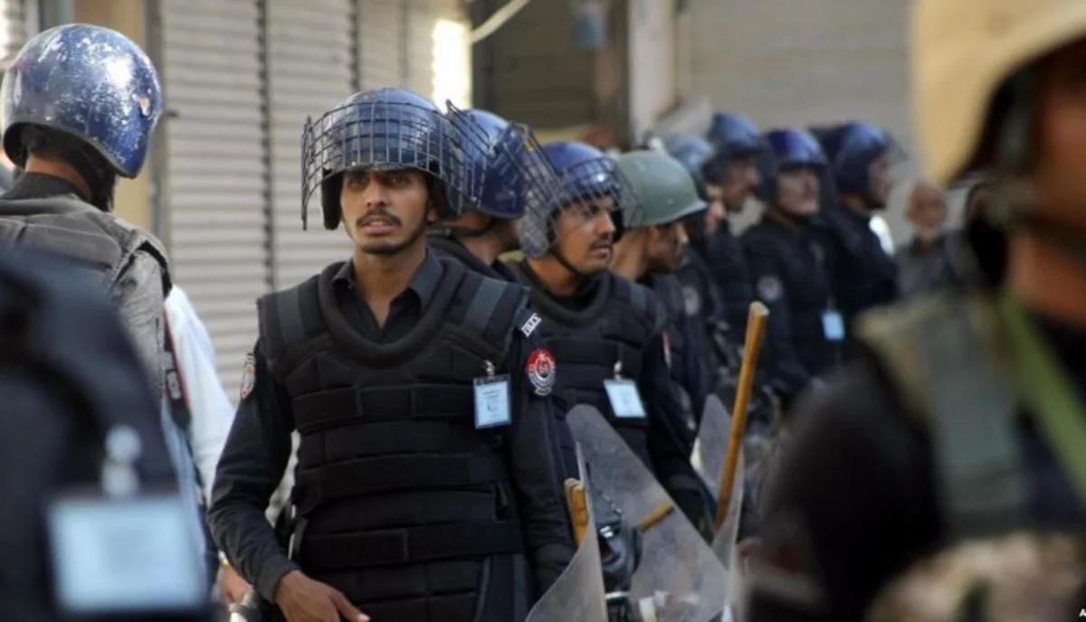 Шесть человек пострадали в результате теракта в Пакистане