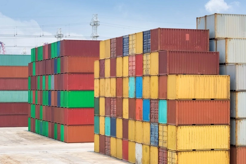 Global trade jumps 10% in 1Q21