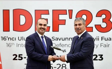 Azerbaijani Defense Minister participates in opening ceremony of IDEF'23