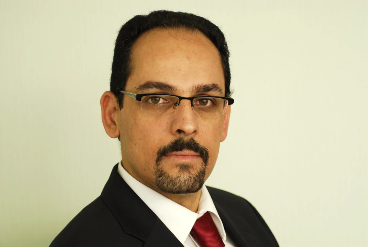 ​Türkiyə baş nazirinin müşaviri: Rusiya Qarabağ münaqişəsinin həllində vacib rol oynaya bilər