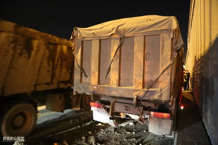 Bakıda tunelin ortasında mübahisə edən sürücülər ağır yol qəzasına səbəb olublar - FOTO - VİDEO - YENİLƏNİB