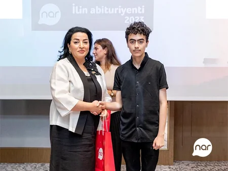 “Nar”dan təhsilə dəstək: Ən çox bal toplayan abituriyentlər mükafatlandırıldı