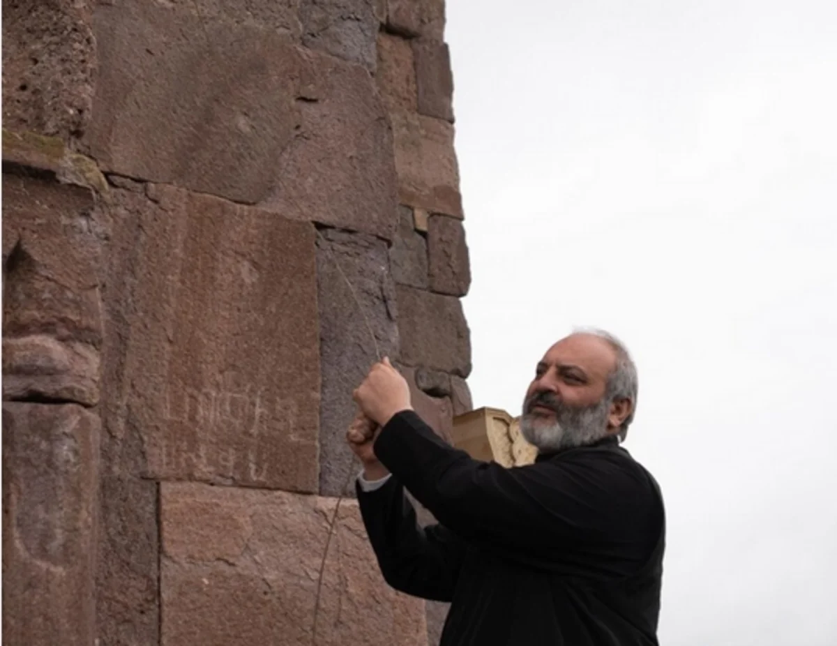 Ermənistanda kilsə oyunları - Baqratın şirin arzusu - ANALİZ