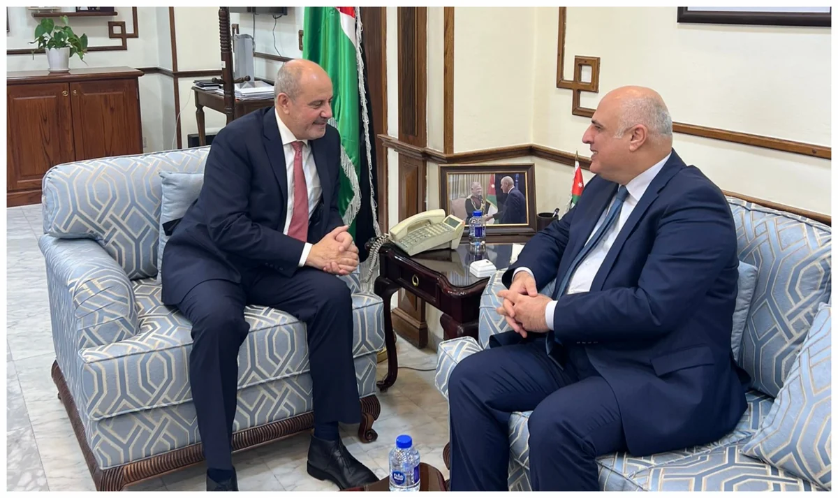Azerbaijani ambassador discusses cooperation prospects with Jordanian minister