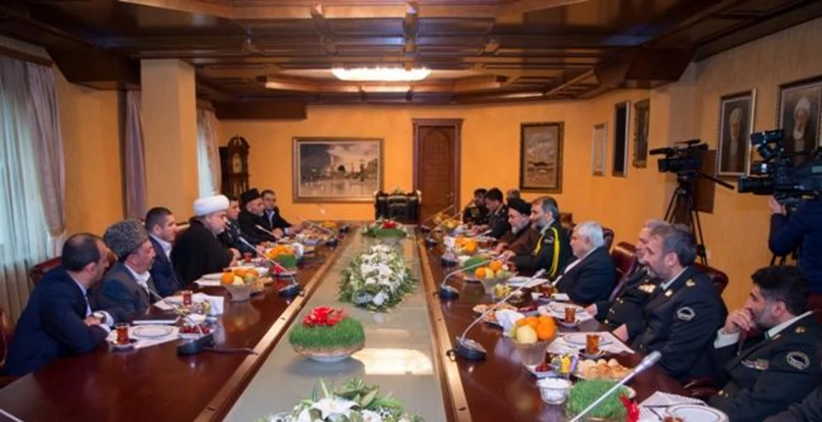 İranlı general Bakıda şeyxülislamdan xahiş edib: Bizə dua edin