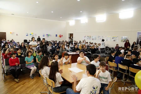 Bakıda məktəblilər arasında Yol hərəkəti qaydaları və mən mövzusunda keçirilən yarışa yekun vurulub - FOTO - VİDEO